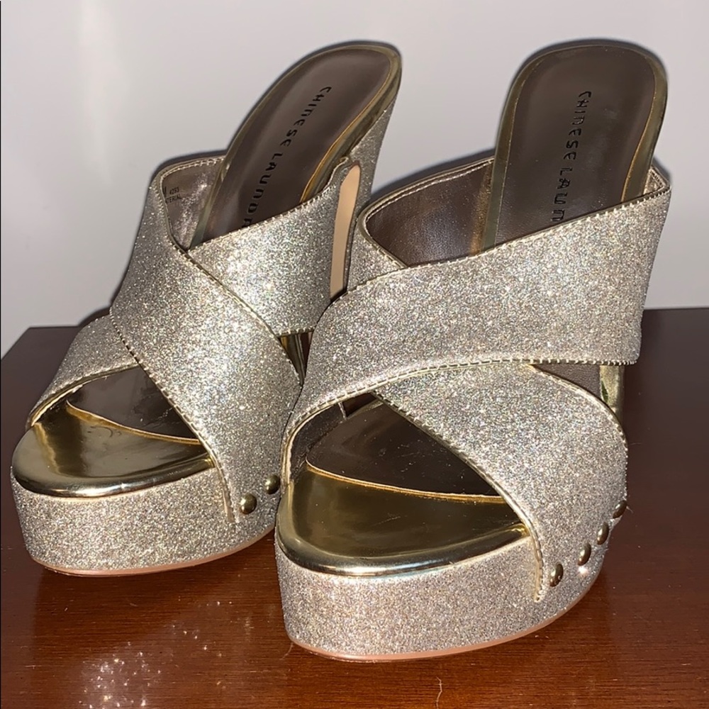 COPY - SIZE 9/12 WOMANS HEELS